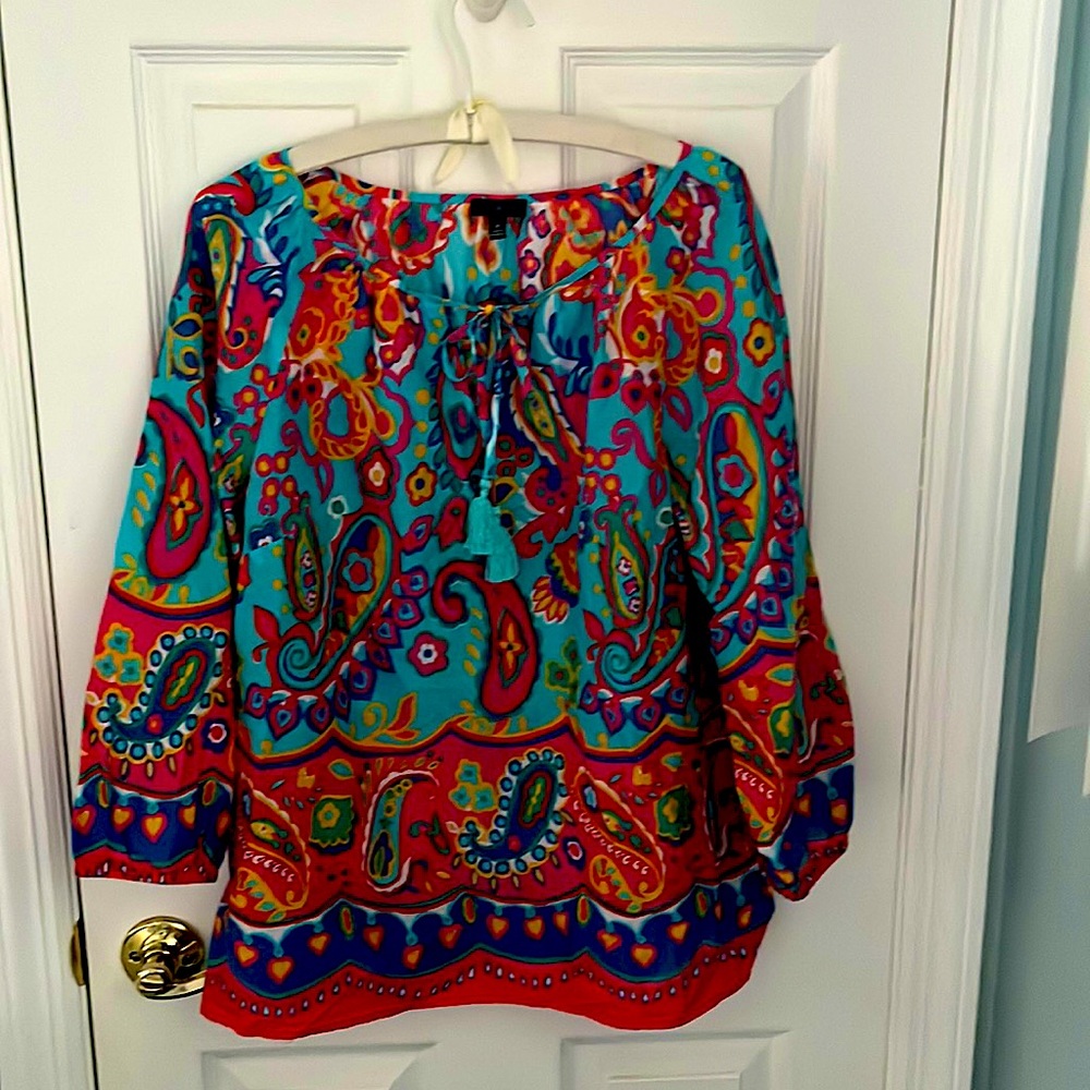 NWO tags Talbots Sz M beautiful peasant top!  Gorgeous colors